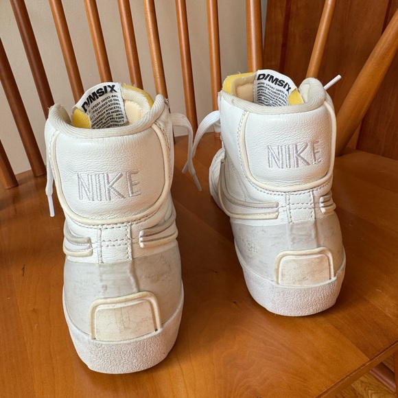 Nike Blazer 77 Vintage Mid Triple White Women's Shoes Size 7 Limited Edition - Picture 4 of 4
